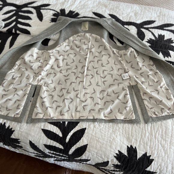 elevenses Wool Vest with Accent Lining - Picture 8 of 11